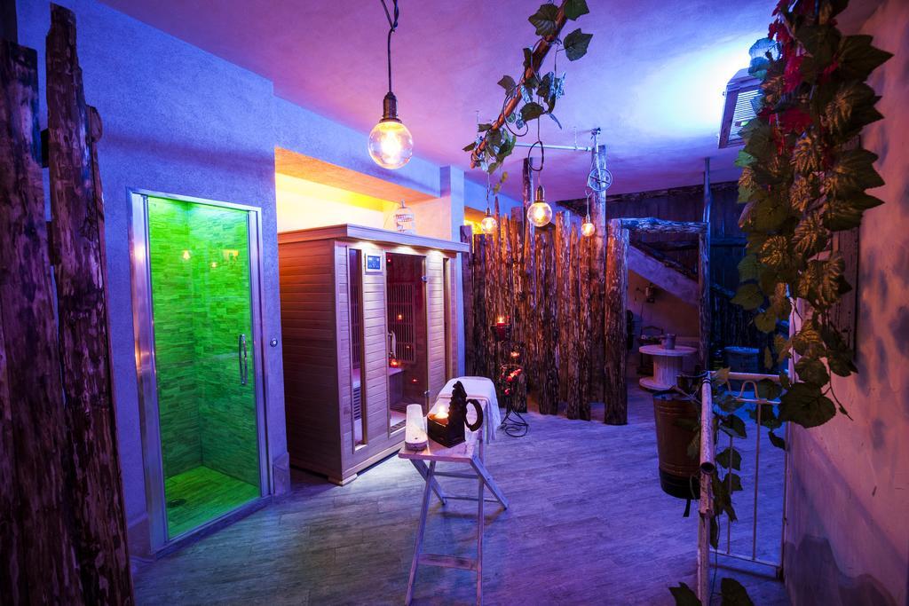 Отель Mancini Shabby House Рим Экстерьер фото