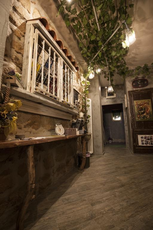Отель Mancini Shabby House Рим Экстерьер фото