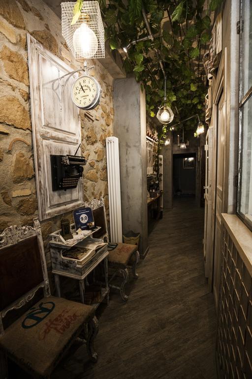 Отель Mancini Shabby House Рим Экстерьер фото