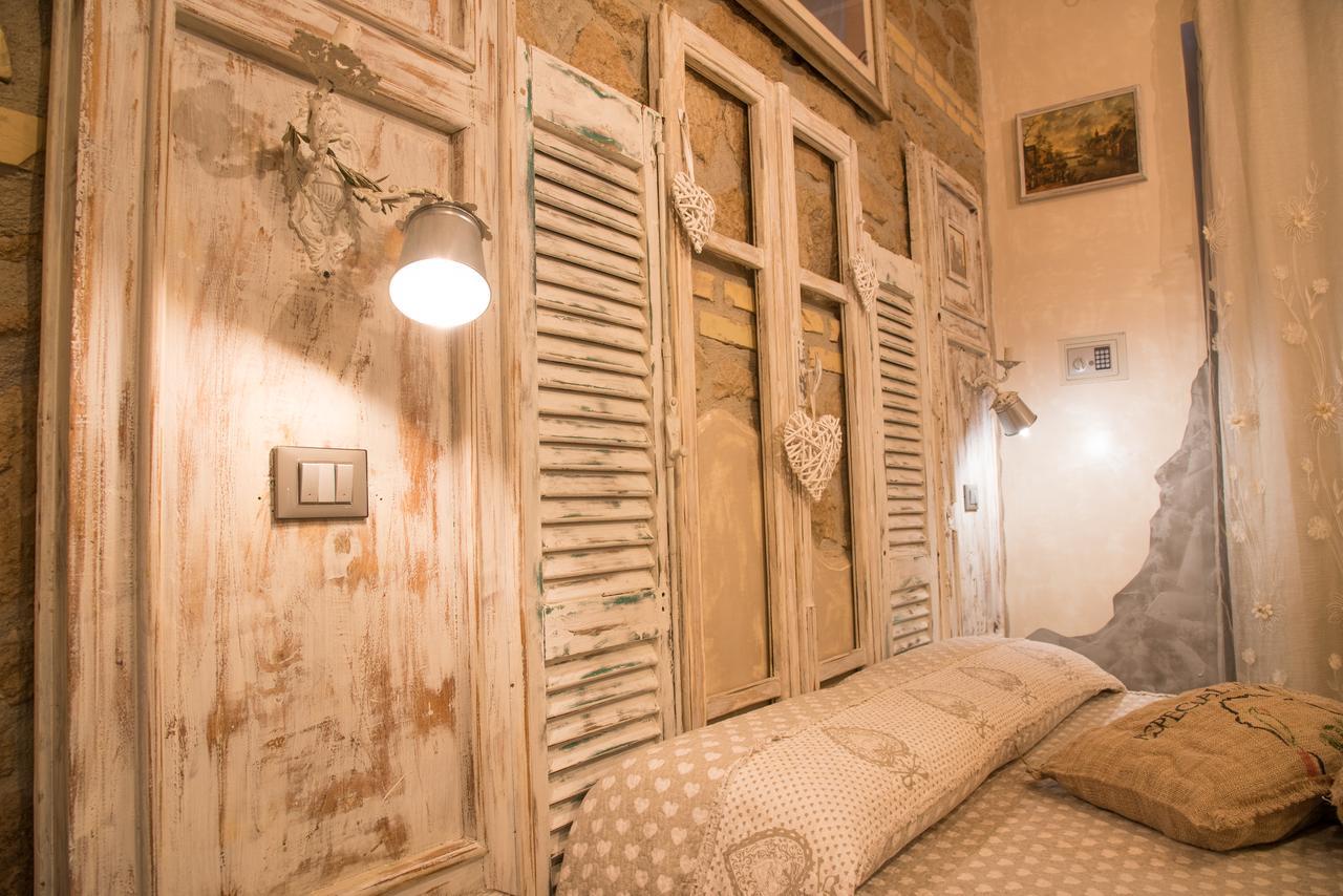 Отель Mancini Shabby House Рим Экстерьер фото