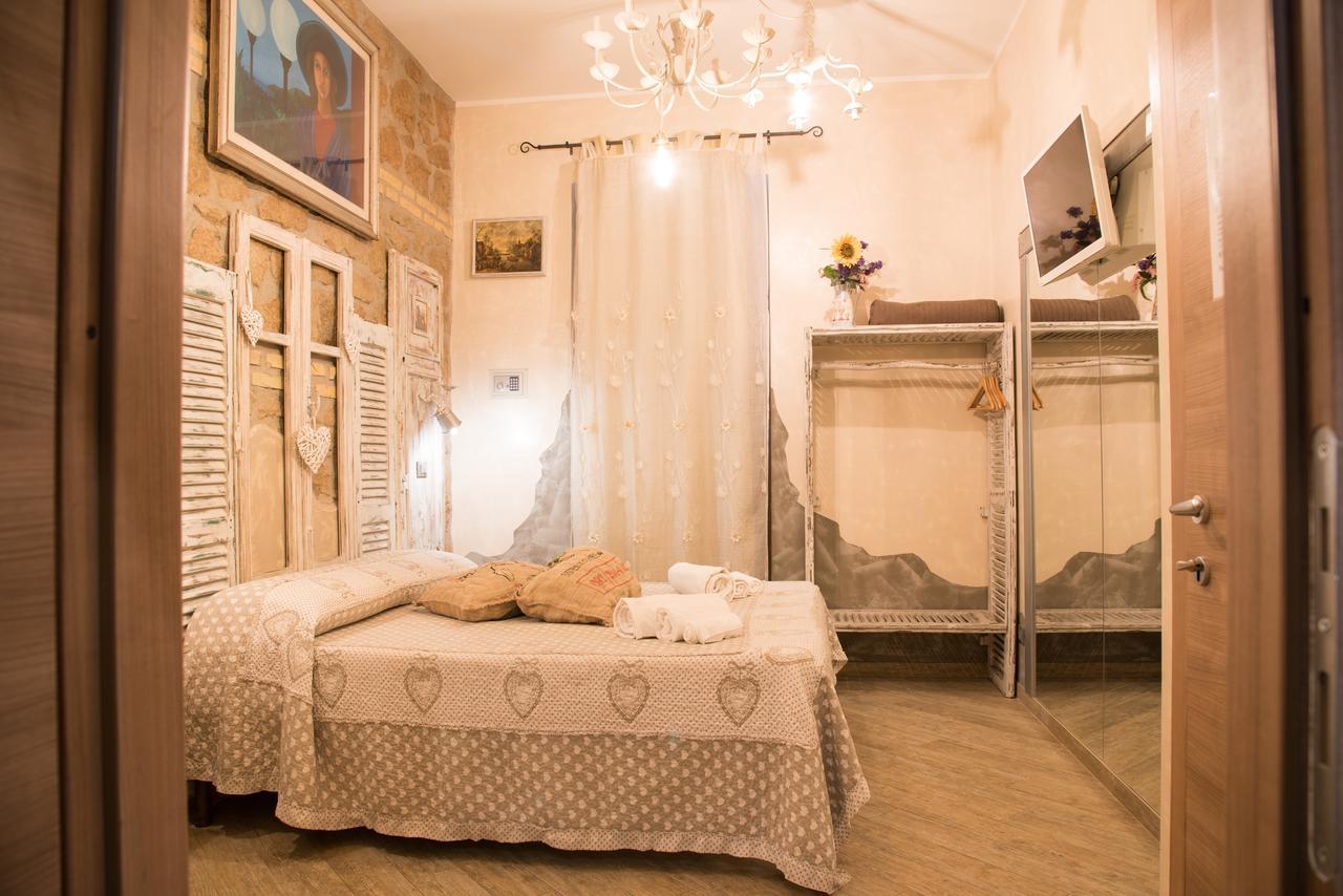 Отель Mancini Shabby House Рим Экстерьер фото
