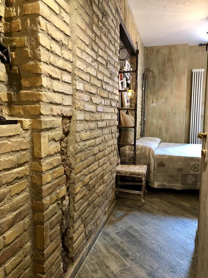 Отель Mancini Shabby House Рим Экстерьер фото