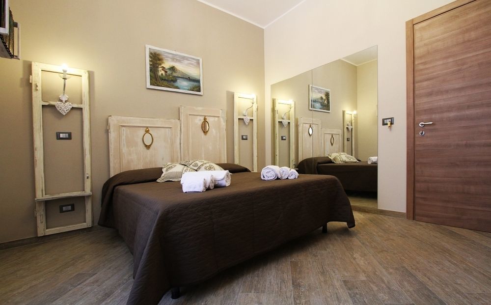 Отель Mancini Shabby House Рим Экстерьер фото