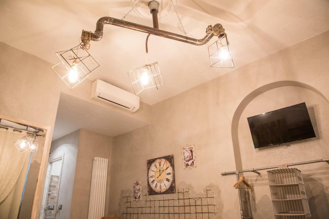 Отель Mancini Shabby House Рим Экстерьер фото